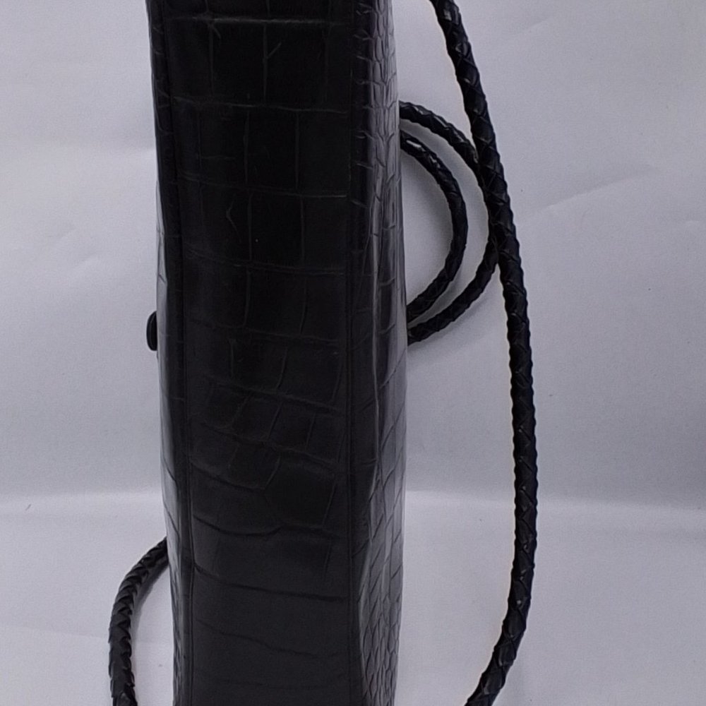 Beth Levine - image 7